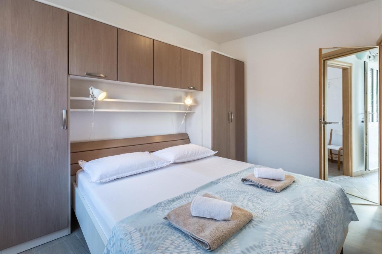 פוצ'ישצ'ה Apartments Sonja מראה חיצוני תמונה