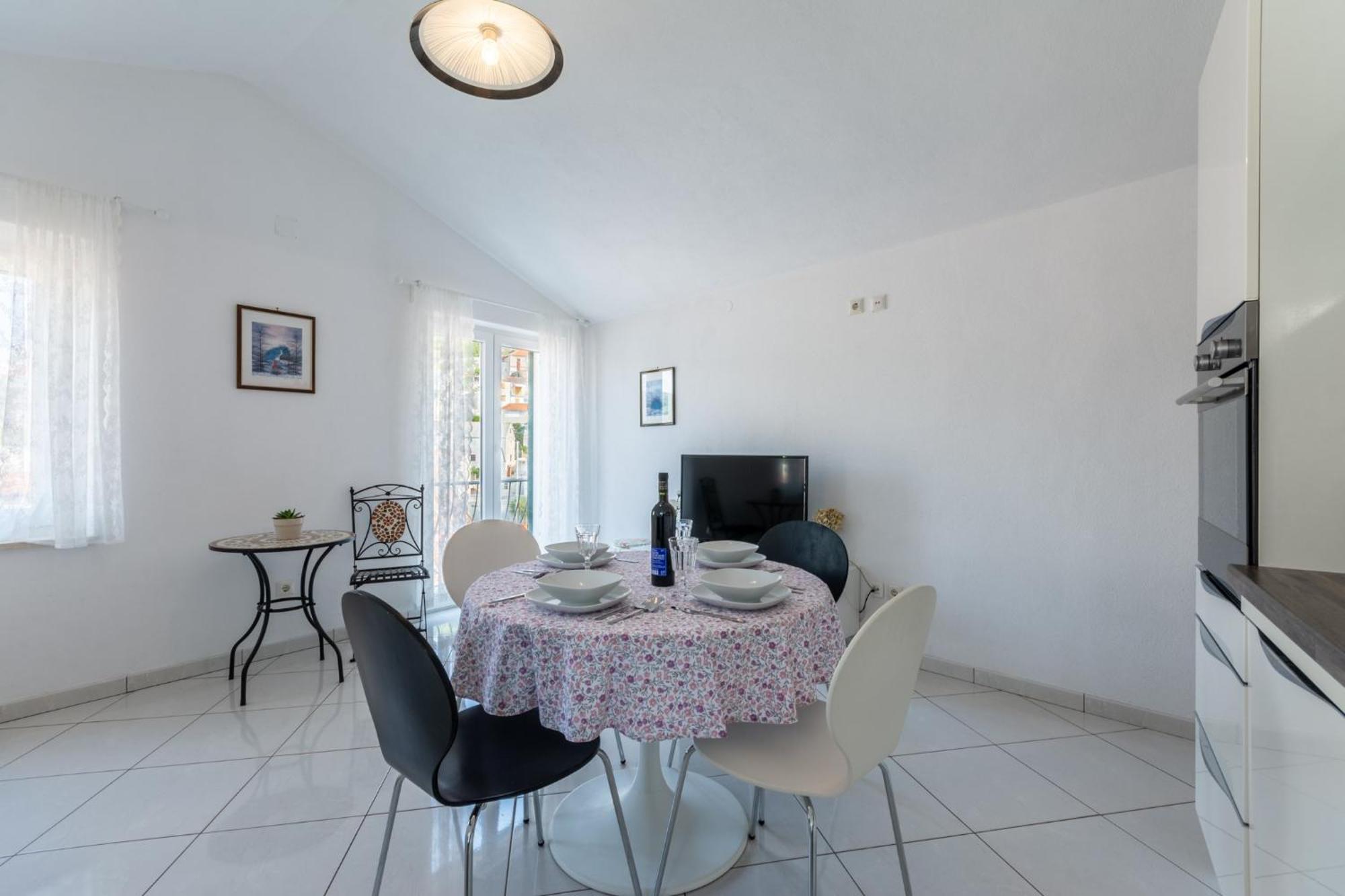 פוצ'ישצ'ה Apartments Sonja חדר תמונה
